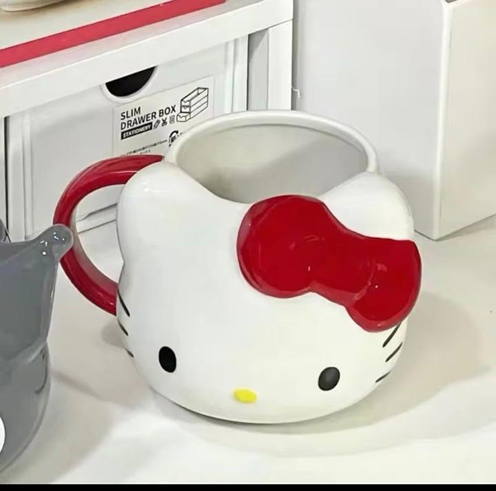 Hello Kitty ceramic mug