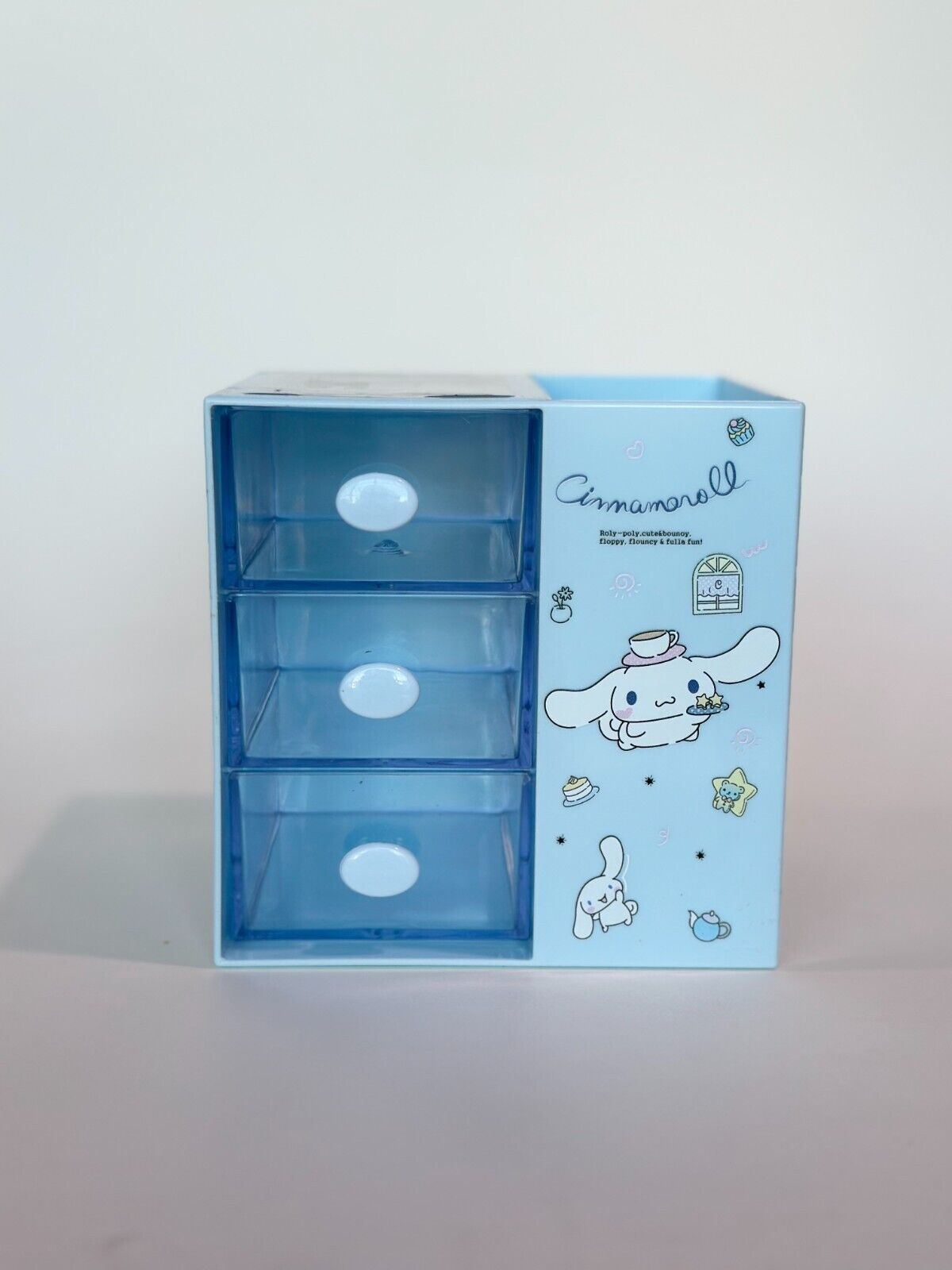 Cinnamoroll desk organizer 5.5”x3.3”x2.8”