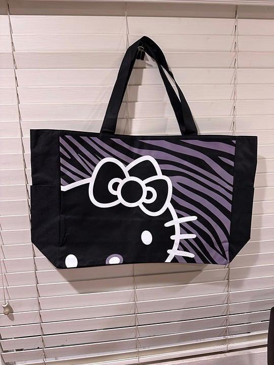 Black size Hello Kitty canvas bag/shoulder bag