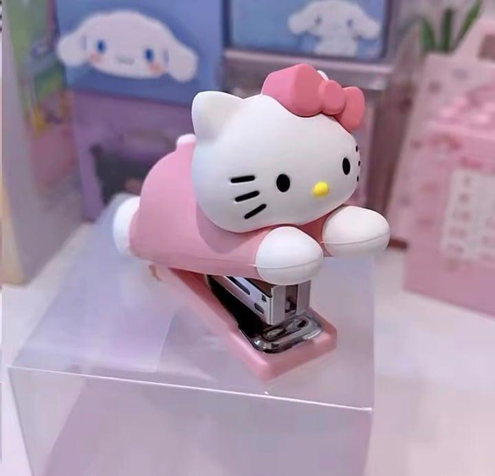 Brand New Hello Kitty Stapler