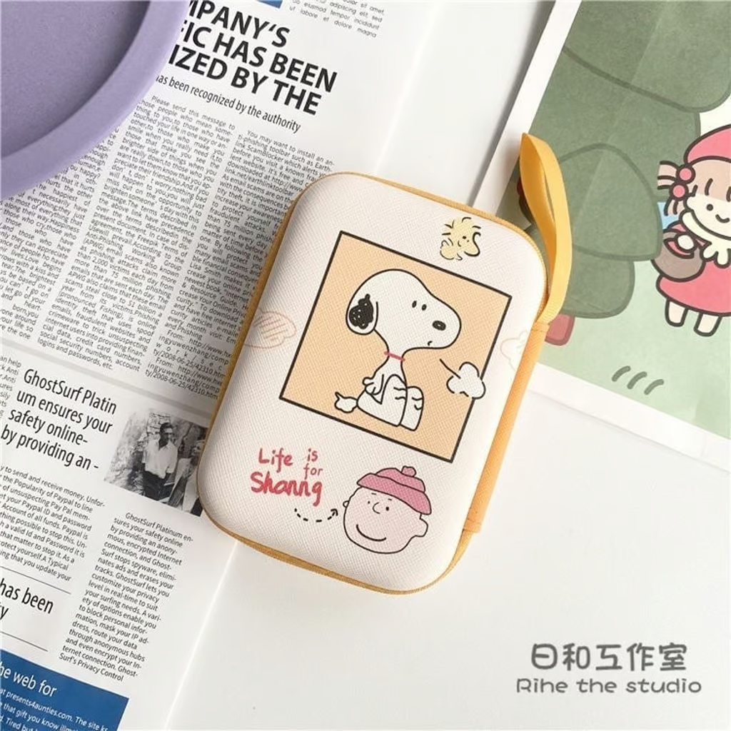 Snoopy Carrying Case Hard Protective Case, Impact Resistant Travel Power Bank