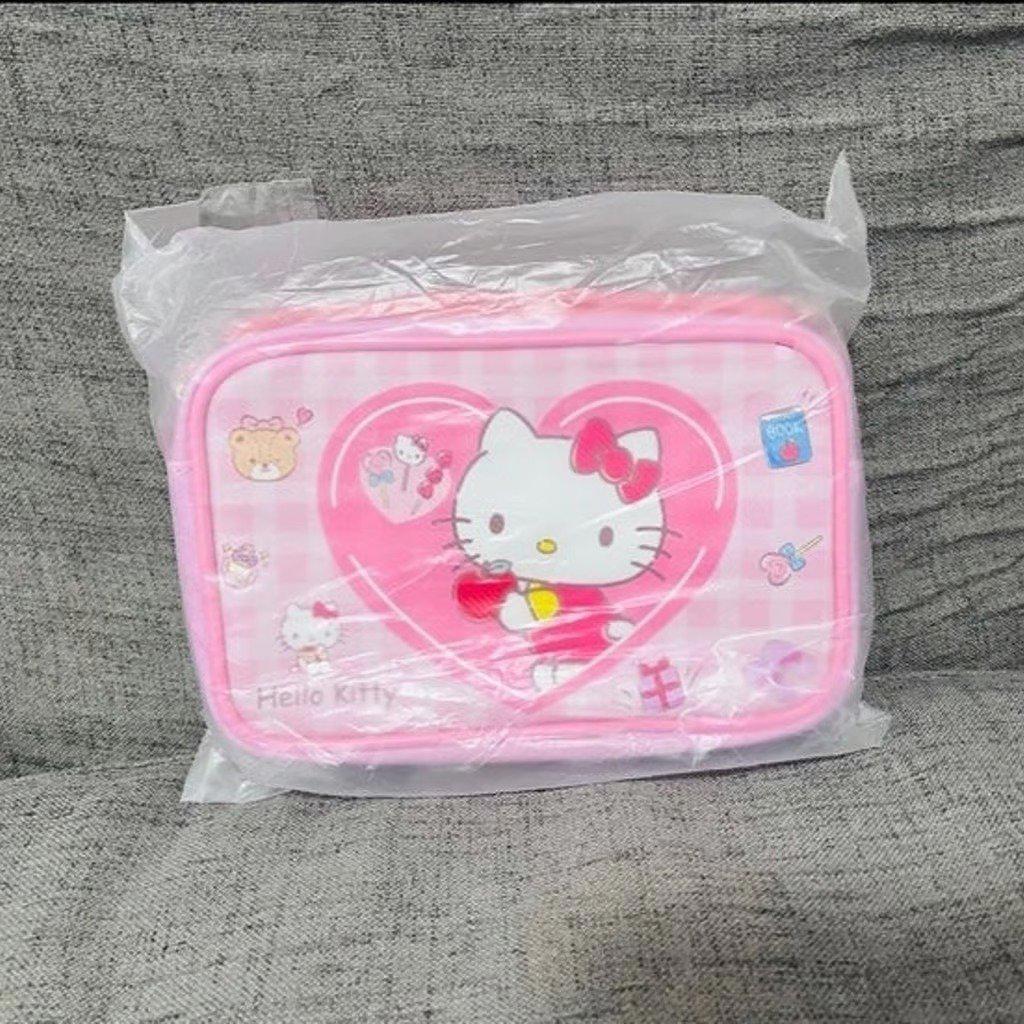 Hello Kitty crossbody bag